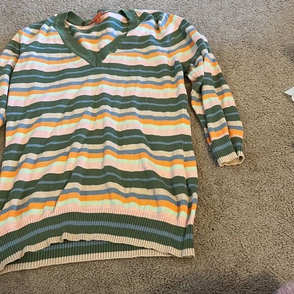 ModCloth striped small top - Picture 2 of 6